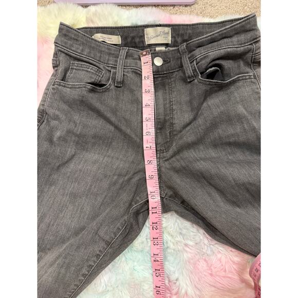 Universal Thread Gray Skinny Jeans 8 / 29R High Rise - Picture 6 of 7